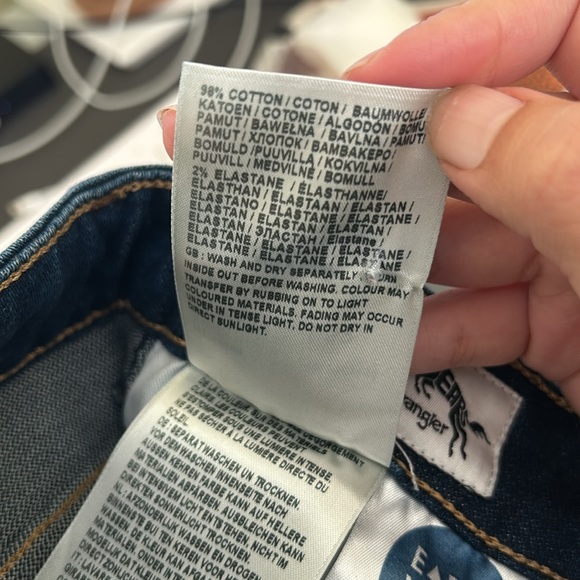 Wrangler wanderer 622 high rise flare size 26 - Picture 9 of 9